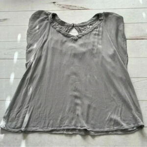 Torrid women exclusive of lace trim gray top size 1
